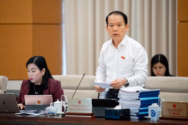 Sau sắp xếp, Hà Nội giảm 53 đơn vị hành chính cấp xã, TP Hồ Chí Minh giảm 39 phường -0