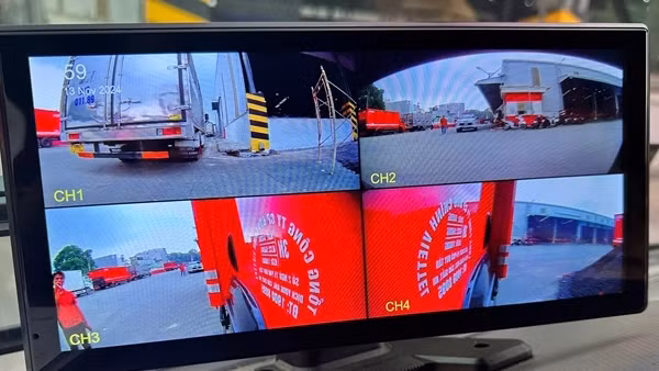 Gắn camera để hạn chế “điểm mù” cho các phương tiện có tải trọng lớn