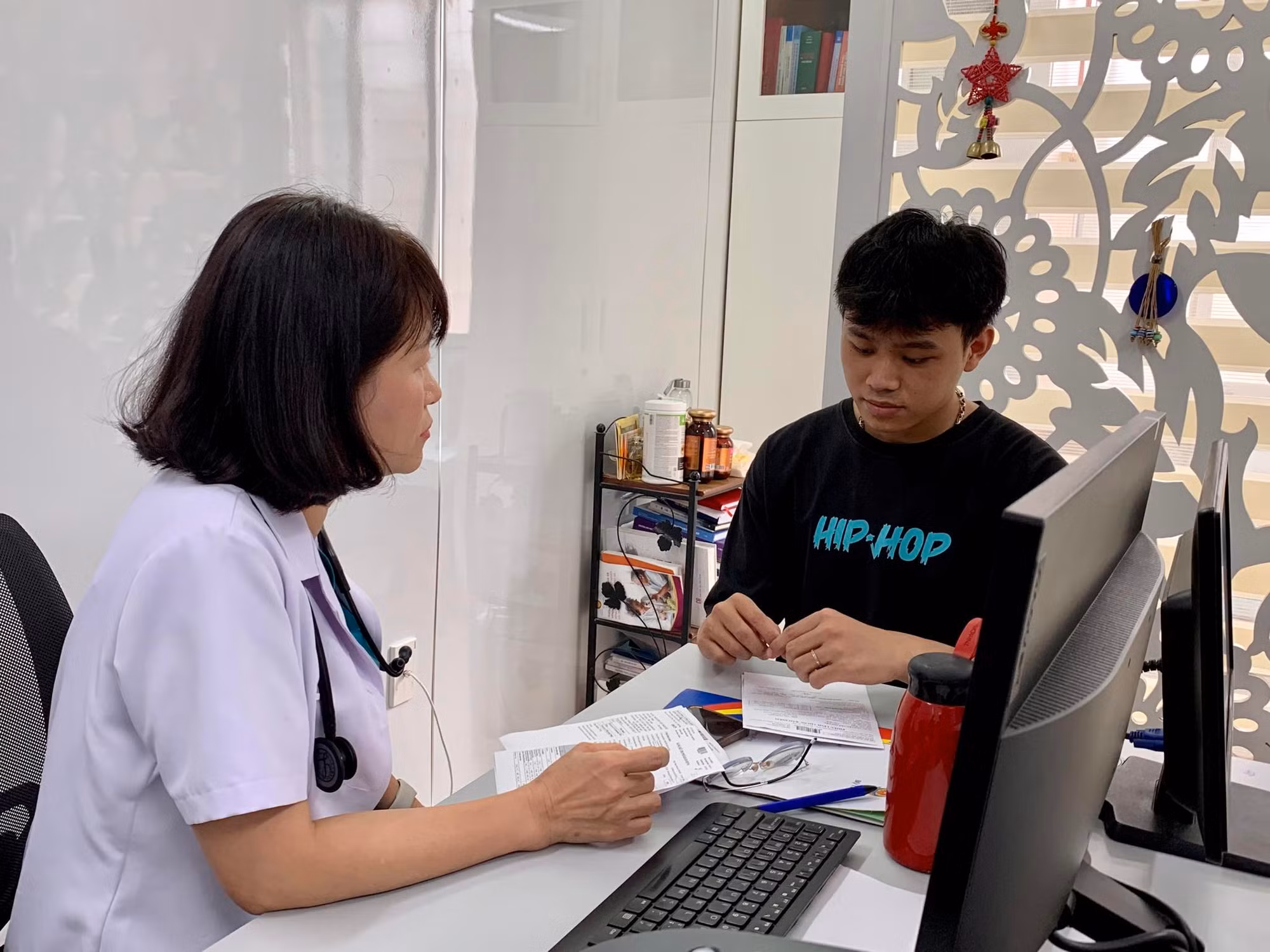 Bộ Y tế yêu cầu thực hiện nghiêm kê đơn thuốc ngoại trú tối đa 90 ngày -0