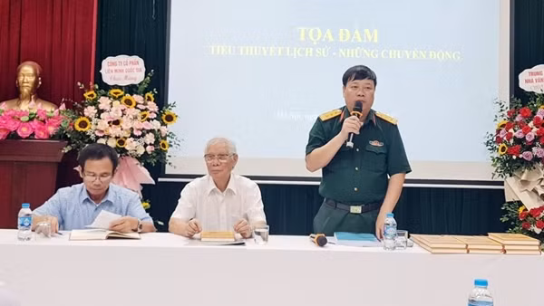 Tiểu thuyết lịch sử: Những chuyển động tích cực