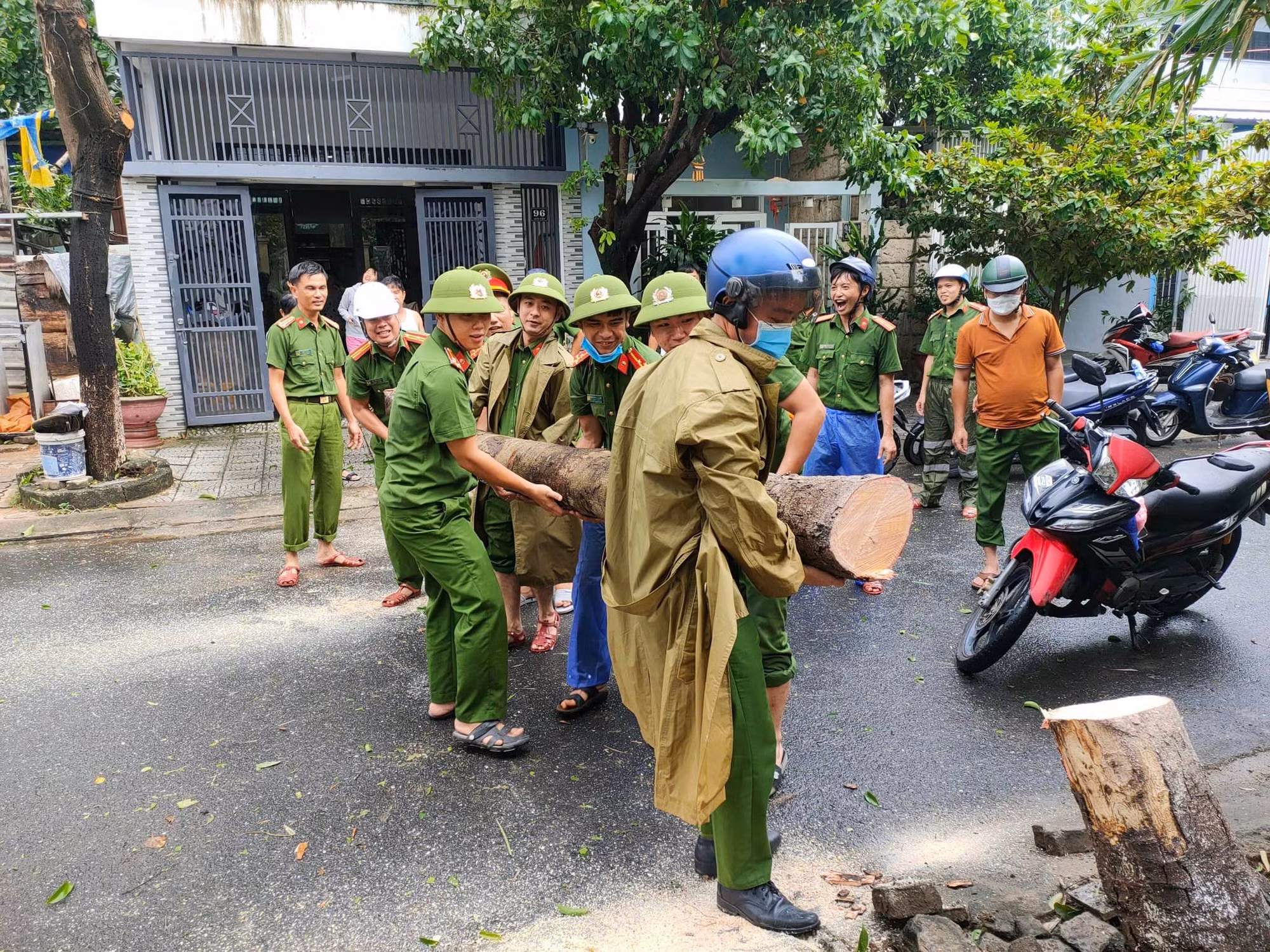 3 bài học kinh nghiệm chống bão hiệu quả từ Đà Nẵng -1
