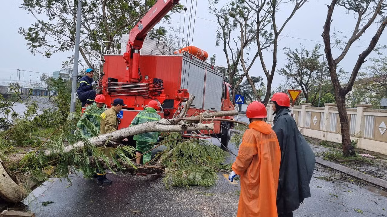 3 bài học kinh nghiệm chống bão hiệu quả từ Đà Nẵng -2