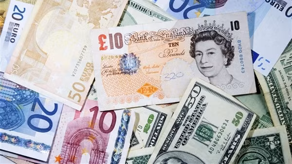 Bảng Anh xuống thấp kỉ lục, có khả năng ngang giá đồng USD?