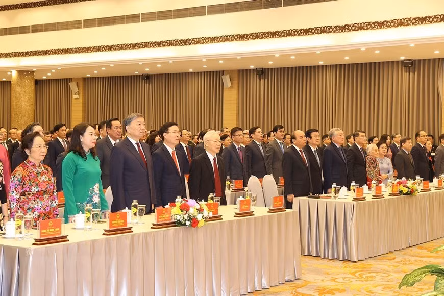 Tổng Bí thư, Chủ tịch nước dự kỷ niệm 30 năm tái lập VP Chủ tịch nước -1