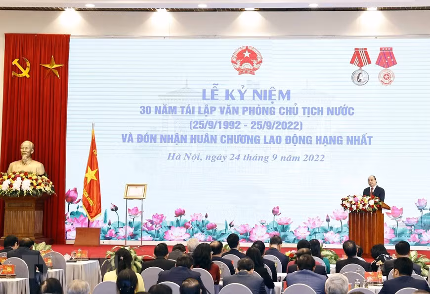 Tổng Bí thư, Chủ tịch nước dự kỷ niệm 30 năm tái lập VP Chủ tịch nước -0