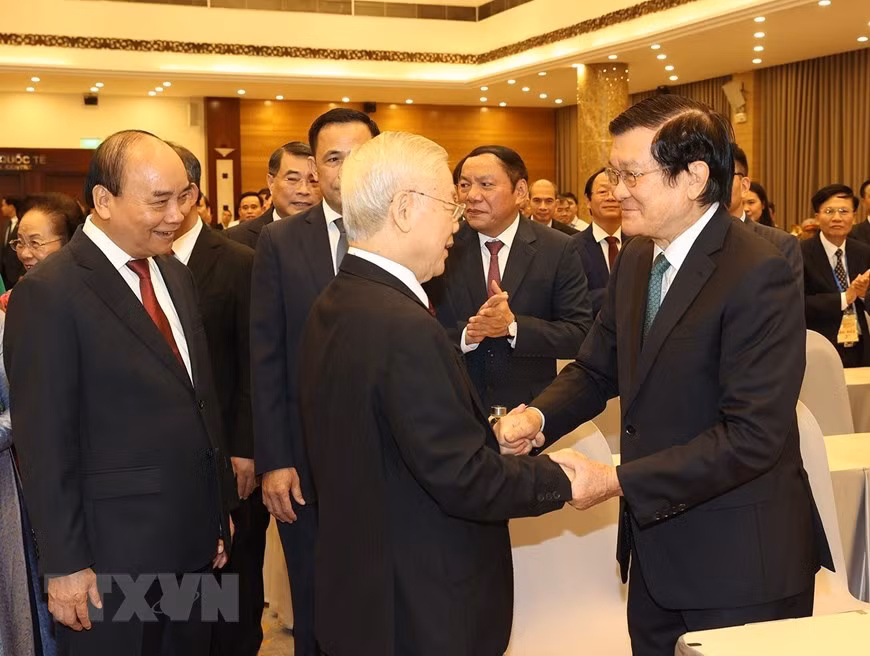 Tổng Bí thư, Chủ tịch nước dự kỷ niệm 30 năm tái lập VP Chủ tịch nước -1