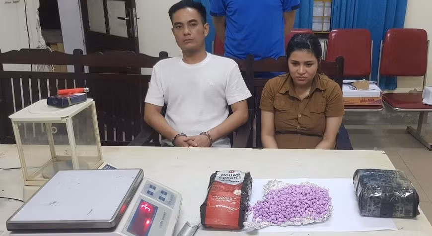 Lao thẳng xe ô tô vào cảnh sát, “ông trùm” ma tuý vẫn không thể thoát thân -0