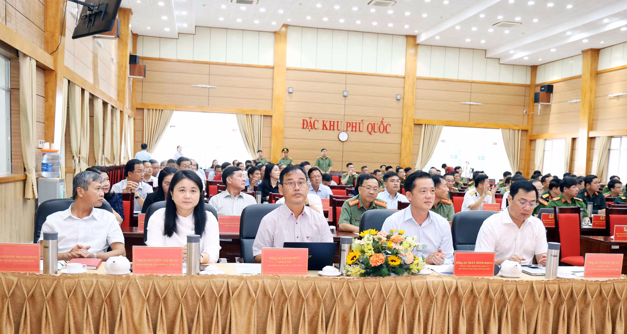 Quyết tâm xây dựng đặc khu Phú Quốc thành “Đơn vị kiểu mẫu về ANTT và văn minh đô thị” -0