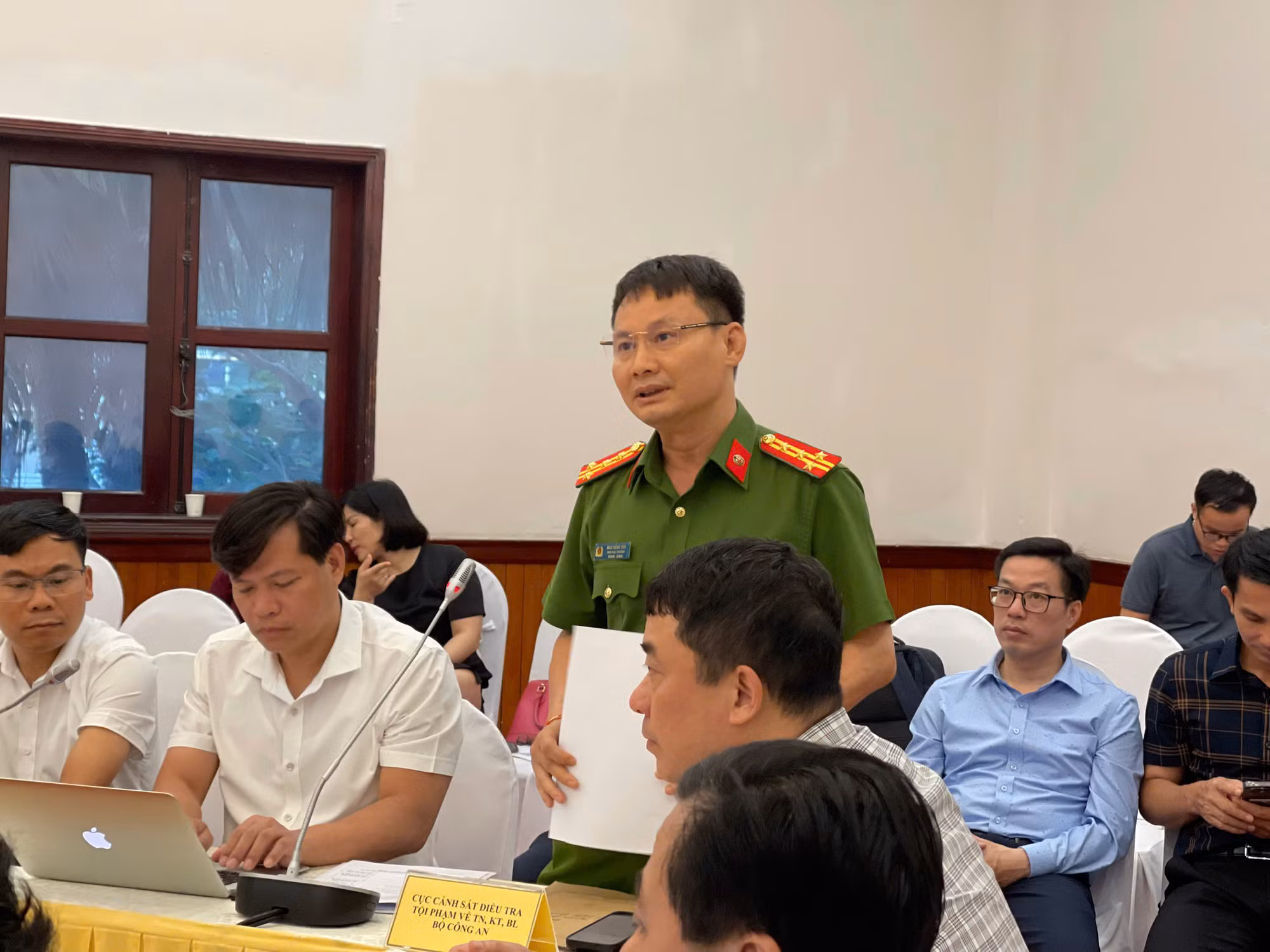 Khởi tố hình sự 1.464 vụ buôn lậu và hàng giả trong 4 tháng đầu năm 2026 -0