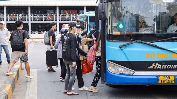 Transerco phục vụ an toàn cho hàng trăm nghìn hành khách đi lại&nbsp;dịp nghỉ lễ 30/4 và 1/5