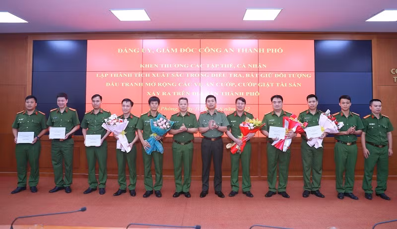 Không để cướp đường lộng hành -0