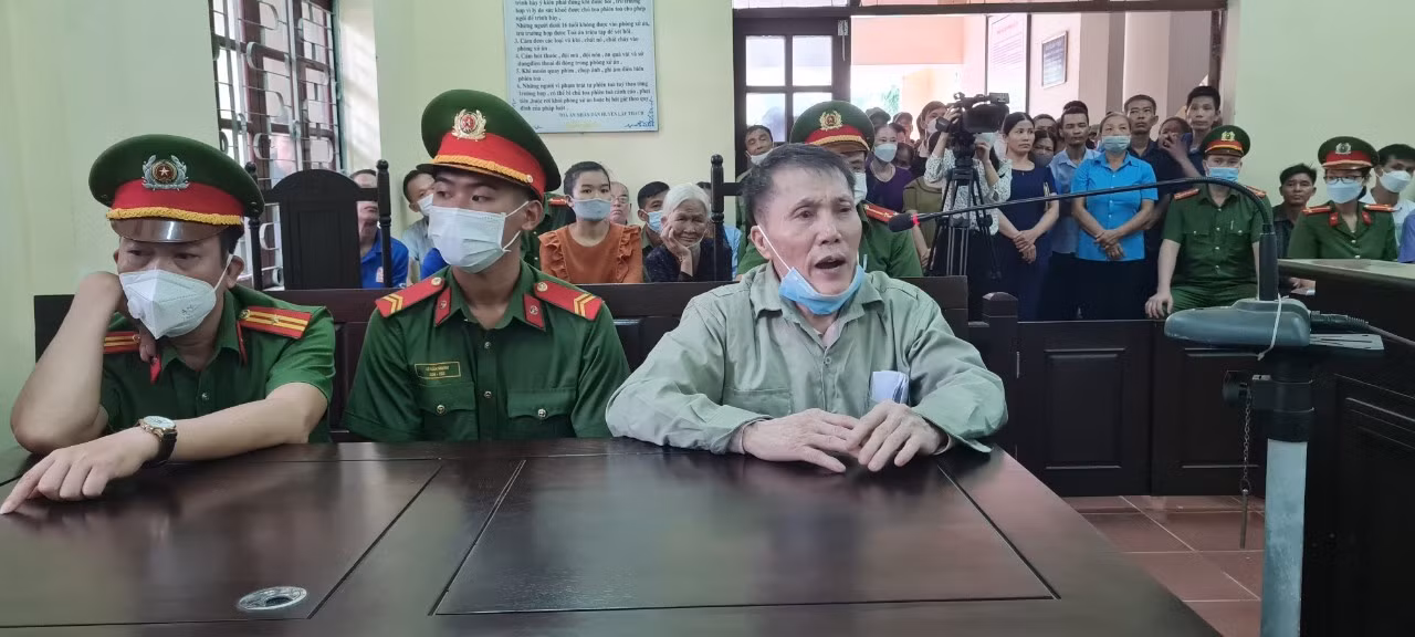 Gửi “mật thư” tống tiền Bí thư Huyện uỷ, lĩnh án 4 năm tù -0