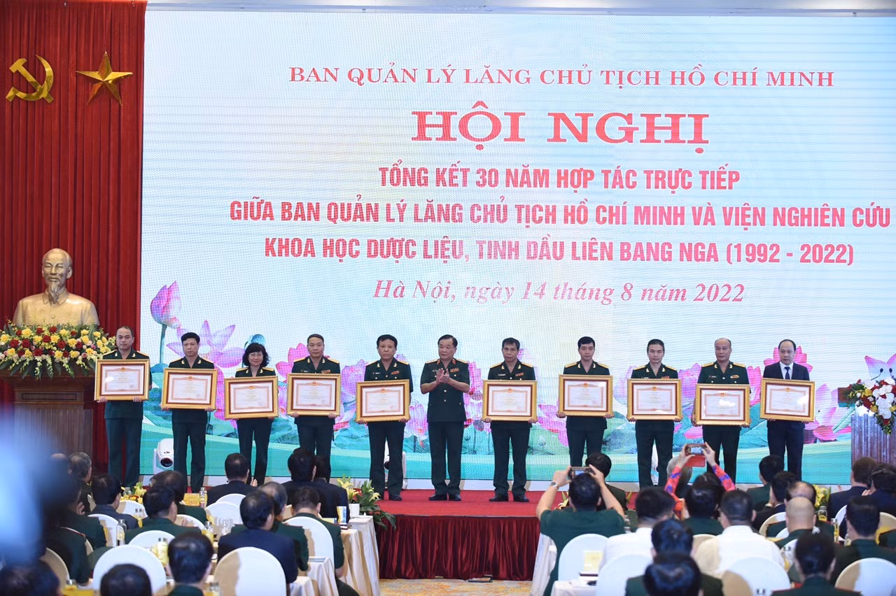 Giữ gìn lâu dài, bảo đảm an toàn tuyệt đối thi hài Chủ tịch Hồ Chí Minh -0