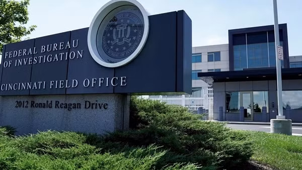 Đột nhập trụ sở FBI không thành, một người đàn ông ở Mỹ bị bắn chết
