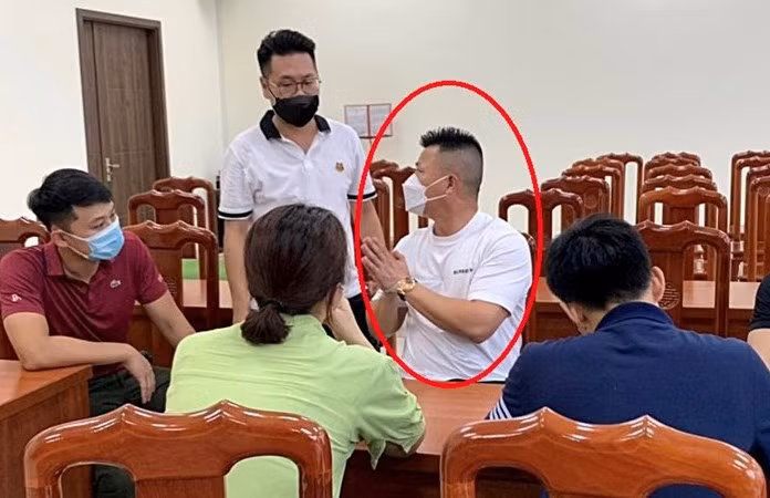 Bắt đối tượng truy nã quốc tế -0