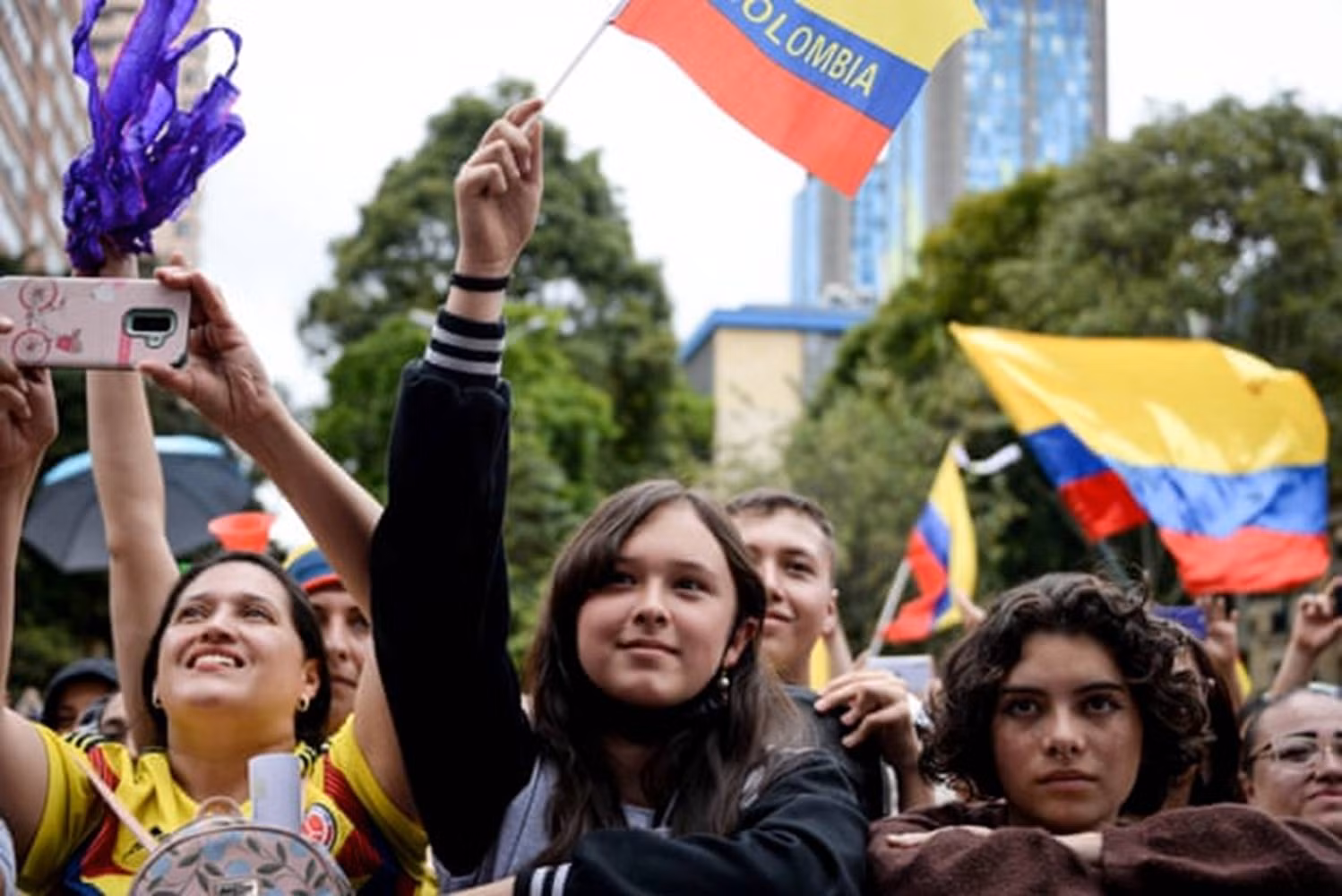 Thách thức đối với Tổng thống cánh tả đầu tiên của Colombia -0