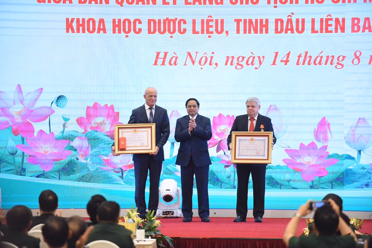 Giữ gìn lâu dài, bảo đảm an toàn tuyệt đối thi hài Chủ tịch Hồ Chí Minh -0