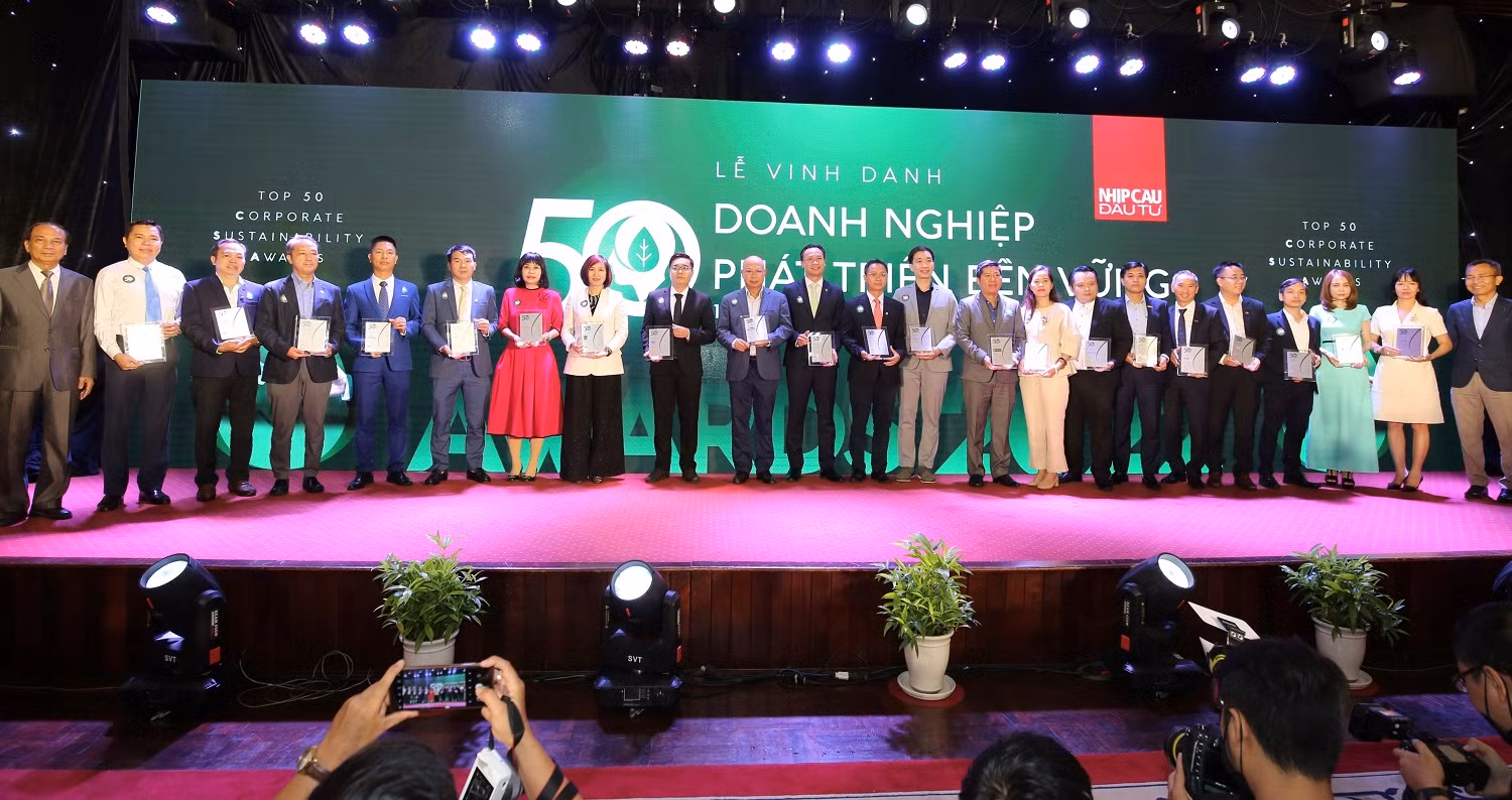Vinamilk nhận giải Phát triển bền vững 2022 -0