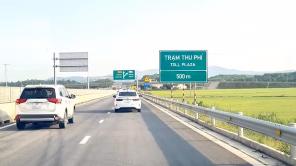Nghiên cứu hai phương án thu phí cao tốc do Nhà nước đầu tư