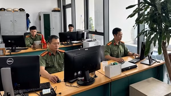 Những người ngăn ngừa thông tin xấu, độc trên mạng xã hội
