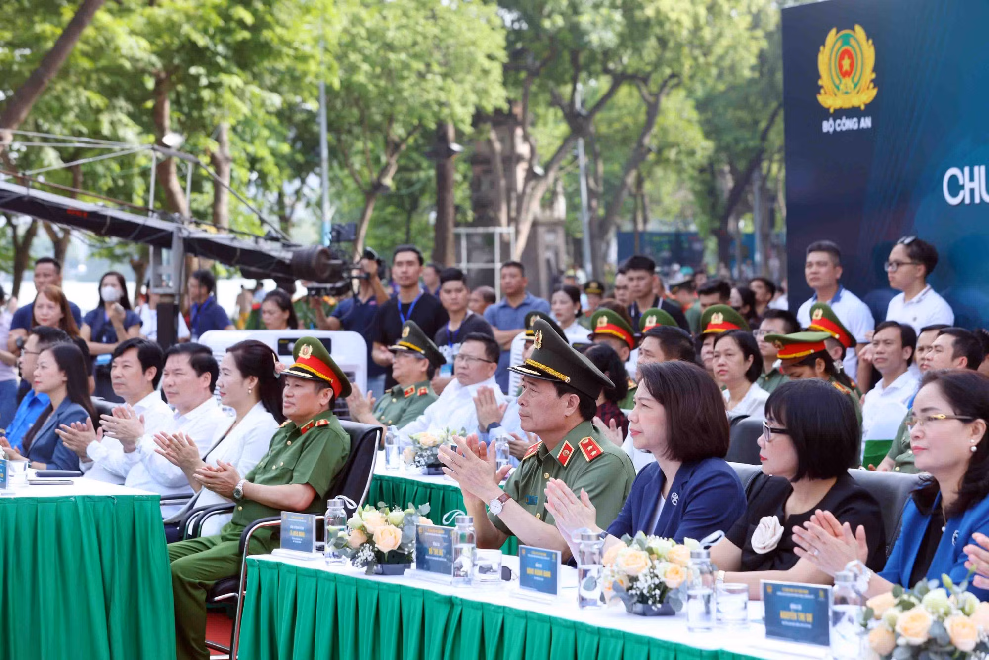 Không để ma túy còn đất sống, giữ gìn sự bình yên của nhân dân -0