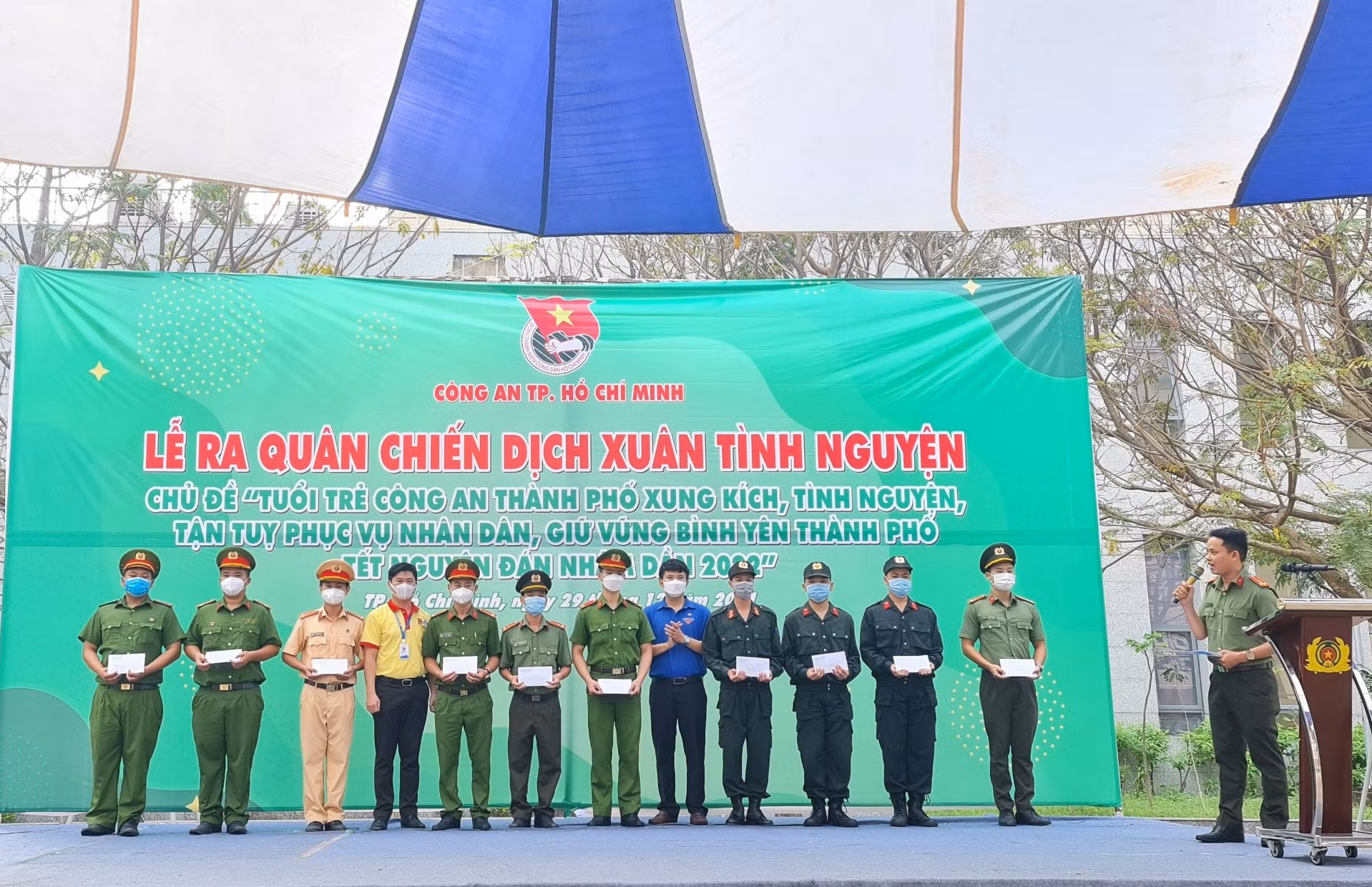 Tuổi trẻ Công an TP Hồ Chí Minh ra quân Chiến dịch Xuân Tình nguyện năm 2022 -0