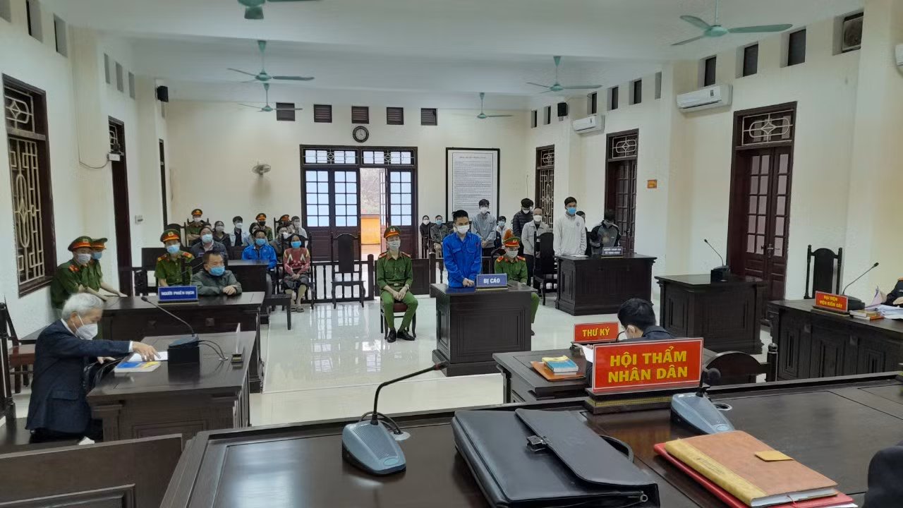 Mâu thuẫn trong lúc giao lưu karaoke, một nam thanh niên bị đâm tử vong -0
