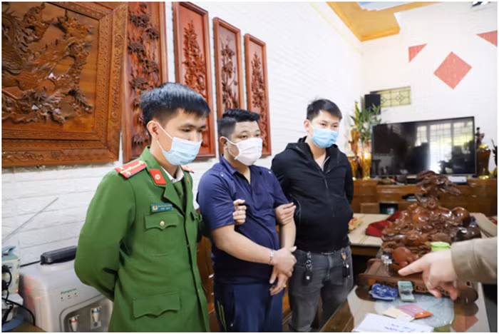 Cao điểm, tấn công liên tiếp các ổ nhóm hoạt động “tín dụng đen” -0