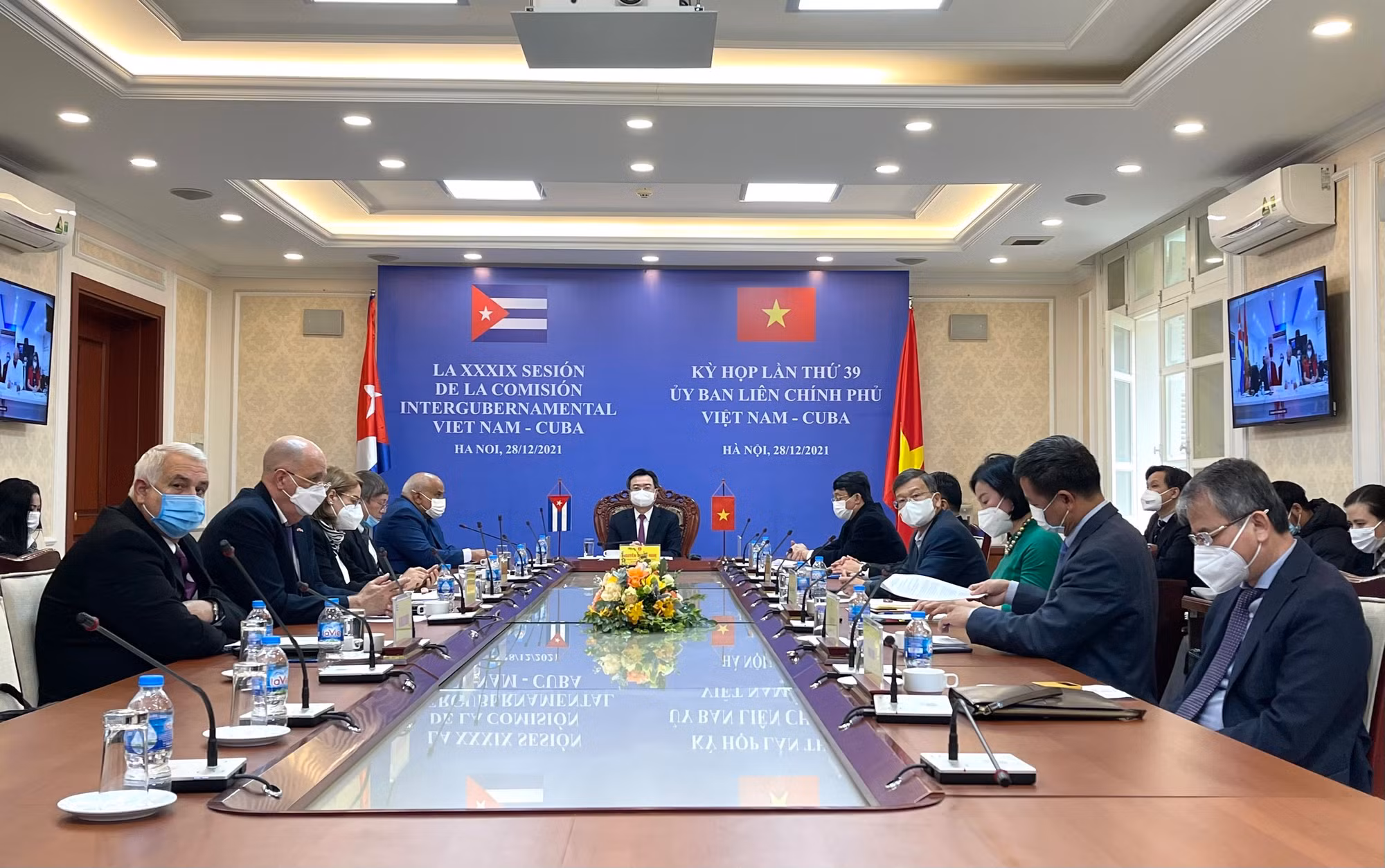 Việt Nam và Cuba tăng cường hợp tác, thắt chặt tình hữu nghị -0