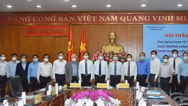 Chính phủ và doanh nghiệp cần có hành động chung để kích hoạt một nền kinh tế tuần hoàn