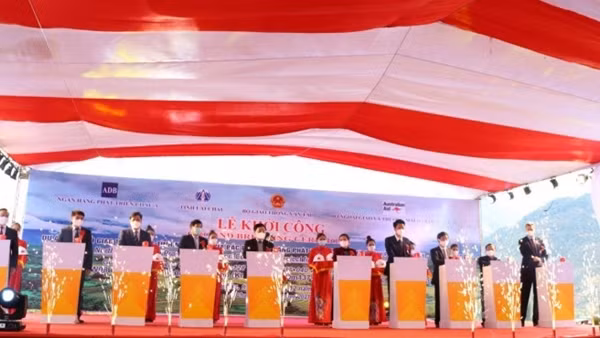 Khởi công dự án giao thông hơn 5.000 tỷ đồng kết nối các tỉnh miền núi phía Bắc