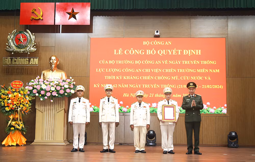 Bộ Công an công bố Ngày truyền thống lực lượng Công an chi viện chiến trường miền Nam -0