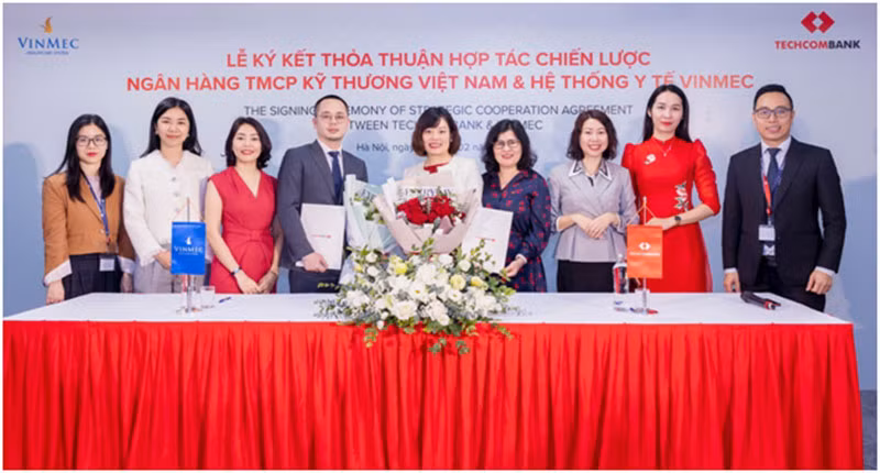 Techcombank và Vinmec hợp tác chiến lược tối ưu hoá lợi ích khách hàng -0