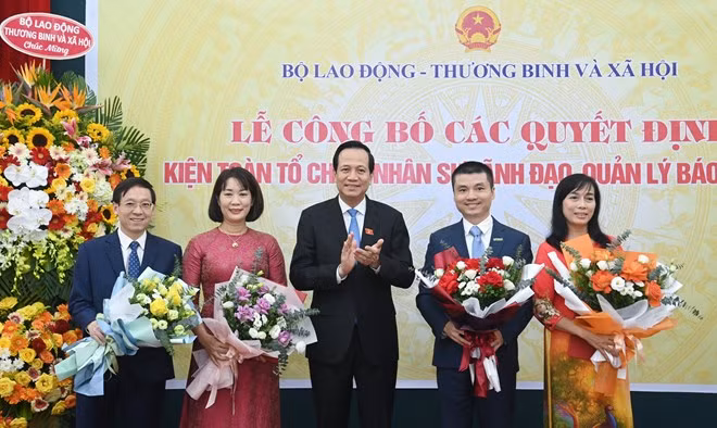 Tổ chức lại Báo Điện tử Dân trí và Báo Lao Động và Xã hội -0