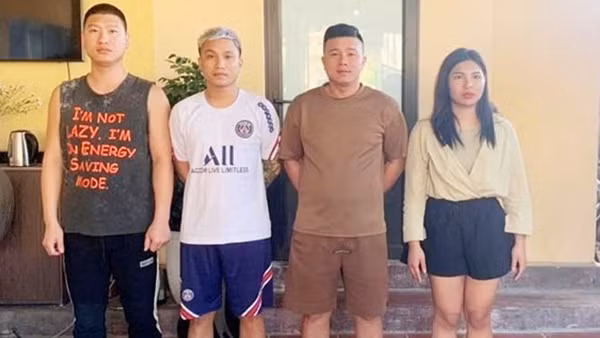 Bẫy lừa từ tuyển dụng nhân viên quán karaoke