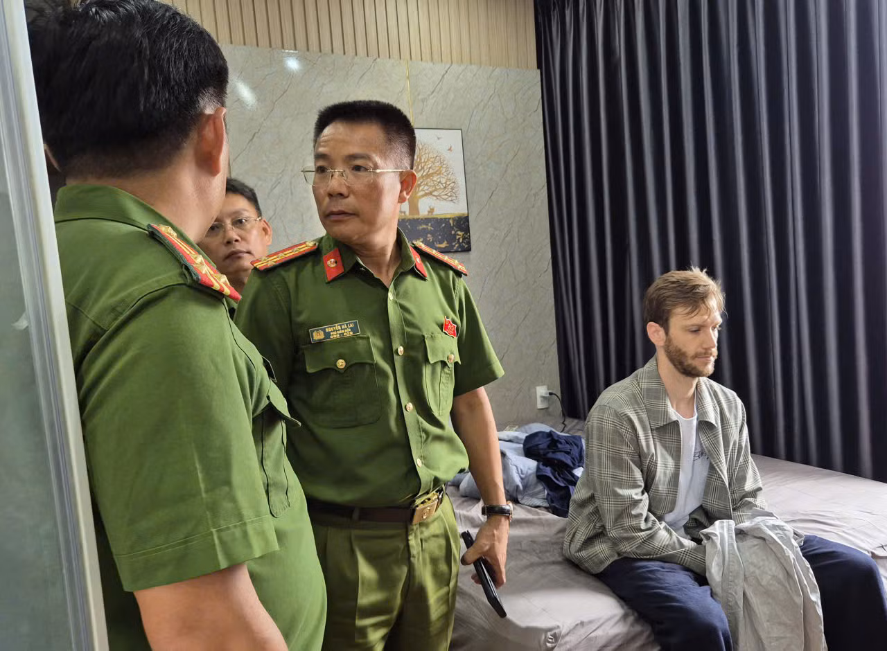 “Thưởng nóng” vụ bắt giữ đối tượng cướp tài sản tại Đà Nẵng -0