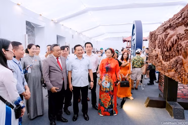  Thông điệp về một Hà Nội bản lĩnh, cởi mở, sẵn sàng vươn ra thế giới -0