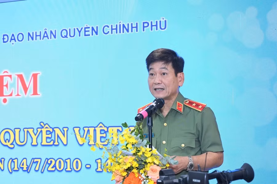 Tạp chí Nhân quyền cần phải có một diện mạo mới, một sức mạnh khác và trưởng thành hơn trong kỷ nguyên mới -0