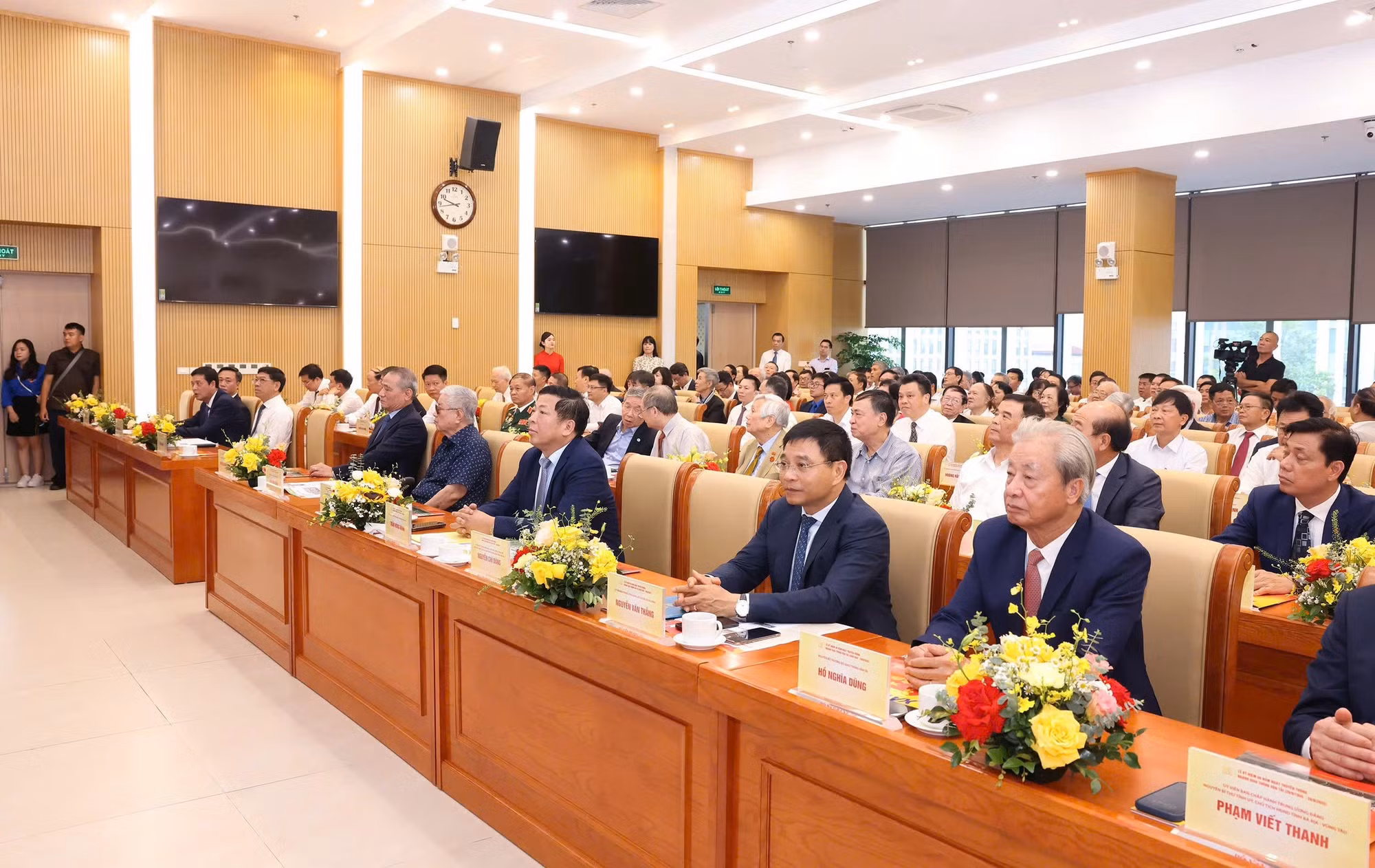 Những người làm giao thông vận tải đã tạo nên 