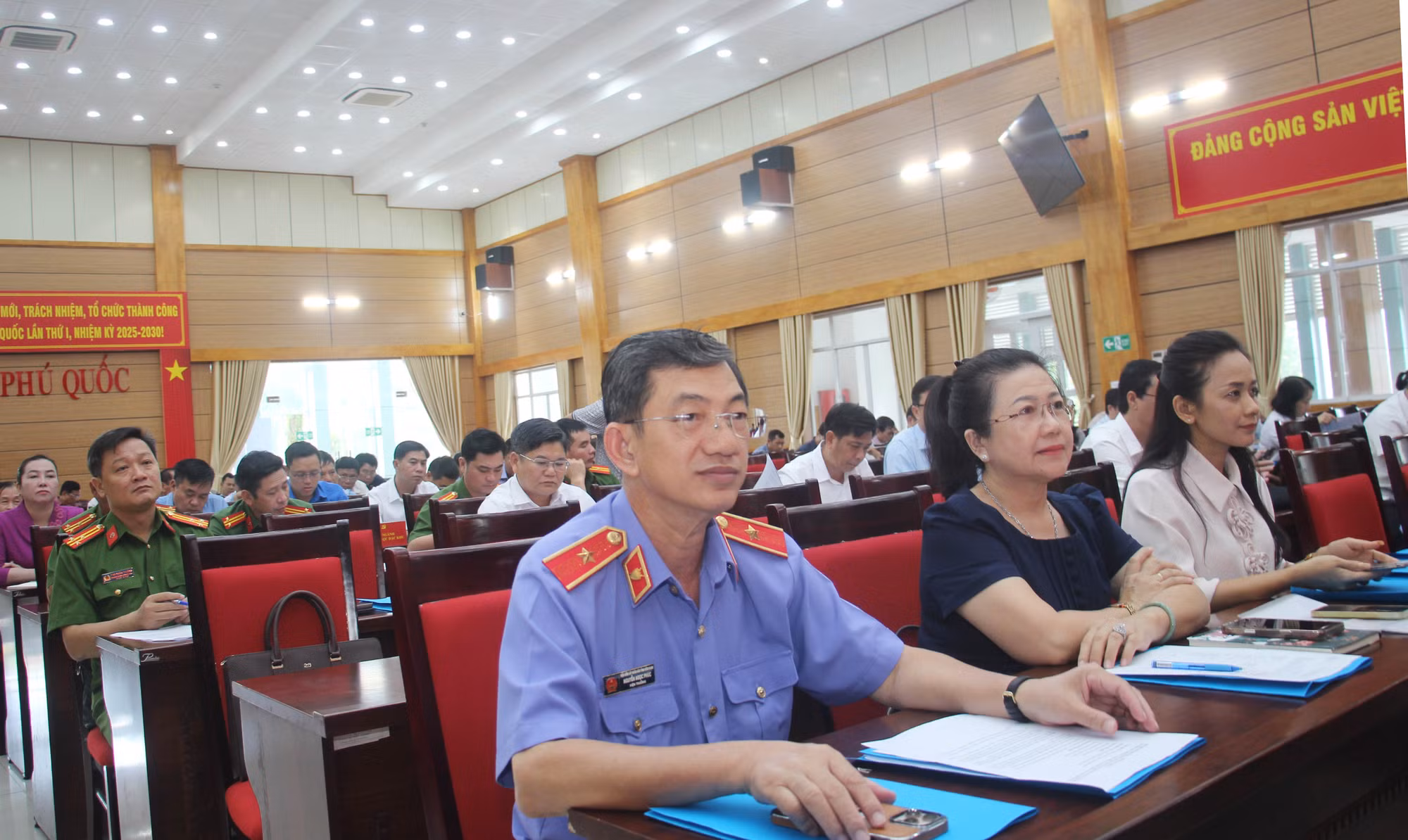 Huy động sức mạnh tổng hợp xây dựng đặc khu Phú Quốc thành “Đơn vị kiểu mẫu về ANTT và văn minh đô thị” -1