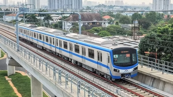 Cơ hội nào dành cho xe buýt, metro? (bài 3)