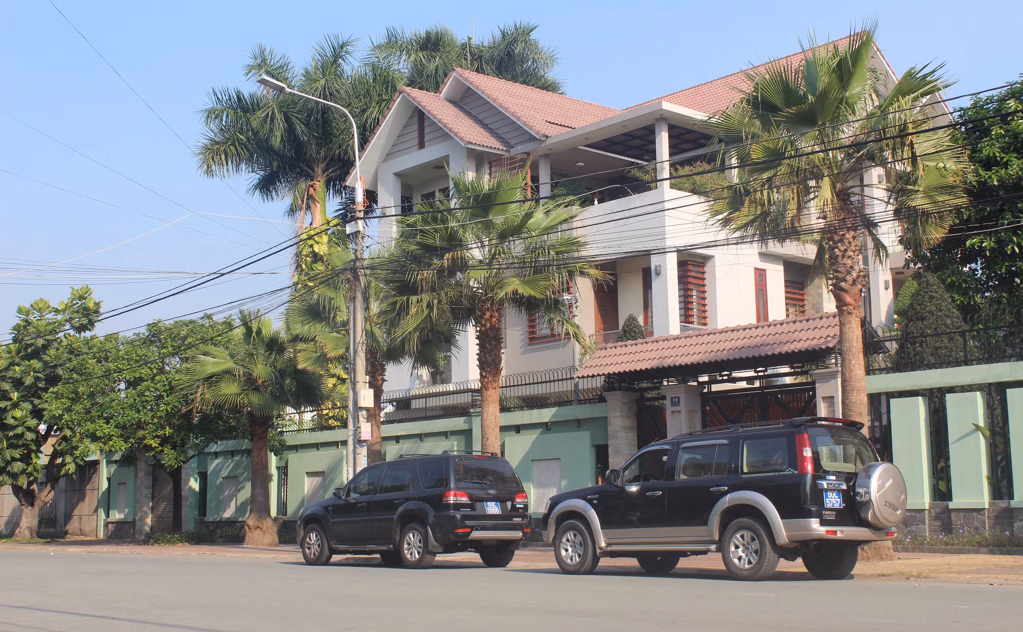 Bắt thêm 3 cán bộ liên quan đến sai phạm về quản lý đất đai tại TP Biên Hòa -0