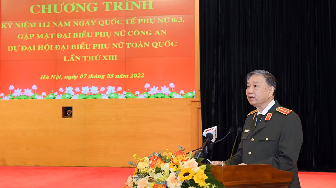 Bộ trưởng Tô Lâm gặp mặt đại biểu phụ nữ CAND -0