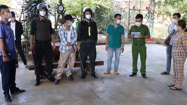 Mua 2 bao tải đạn chì và phụ kiện súng hơi để bán kiếm lời ảnh 2