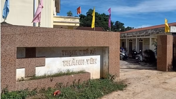 Bé gái tử vong bất thường sau khi tiêm vaccine "5 trong 1"