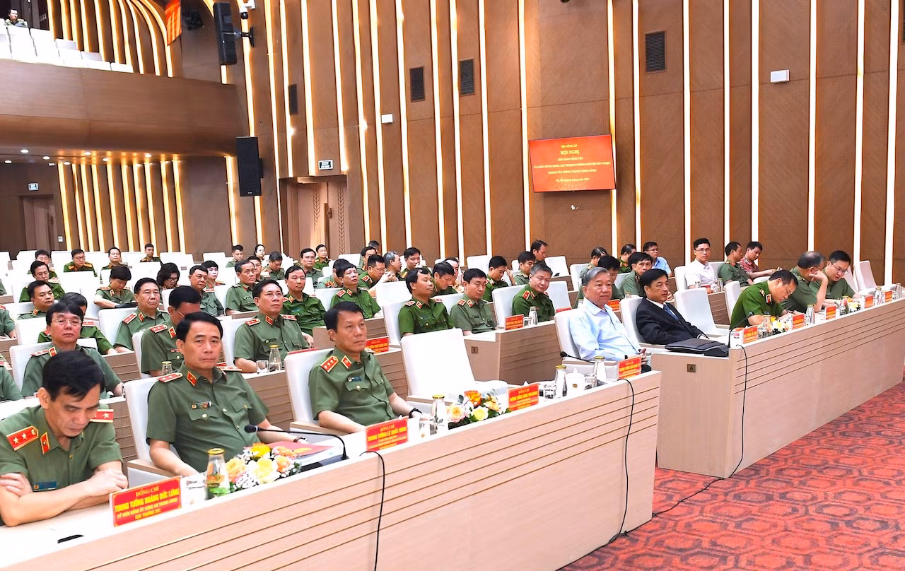 Bộ Công an tổ chức Hội nghị bàn giao công tác đối với đồng chí Chánh Văn phòng Trung ương Đảng -0