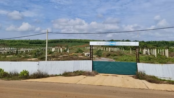 Rầm rộ khởi công dự án hàng trăm tỷ rồi “án binh bất động”