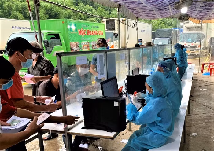 Đề nghị Lâm Đồng bỏ ngay quy định kiểu “ngăn sông cấm chợ” -0