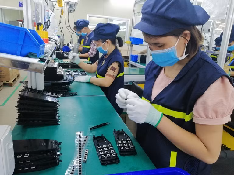 Vaccine là chìa khóa để cho phép tái mở cửa an toàn và phục hồi kinh tế -0