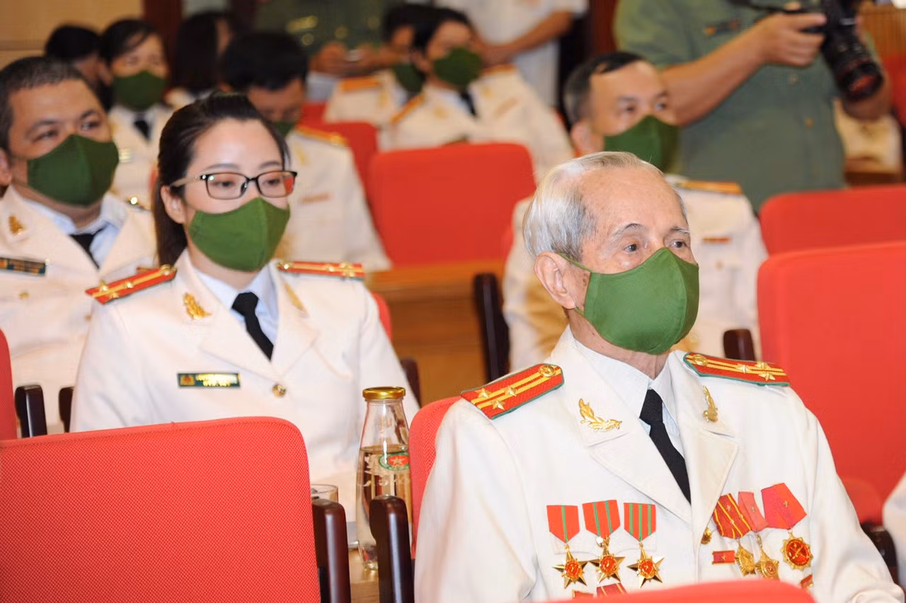 Tự hào về những chiến công vì sự bình yên của Nhân dân -0